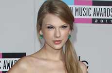 Taylor Swift y su novio Eddie Redmayne terminaron