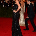 gisele bundchen met ball 2012