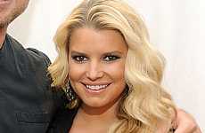 Jessica Simpson dio a luz a su hija Maxwell Drew Johnson!!!