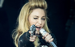 Madonna le dedica canción a Elton John y lo perdona – LOL!