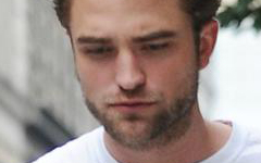 Robert Pattinson reaparece y luce muy bien