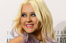 $3 Millones para Christina Aguilera por promocionar un sitio de citas