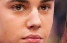 La nueva demanda a Justin Bieber… WTF?