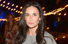 Demi Moore se va de fiestas a pesar de que la dejaron… again!