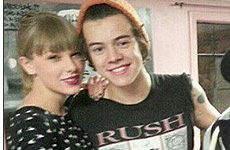 Taylor Swift acompaña a Harry Styles a tatuarse