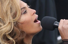 Beyonce no cantó el himno en vivo – Playback!! – Confirmado!