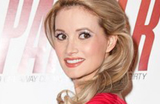 Holly Madison probablemente se casa este Verano