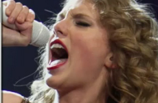 Taylor Swift avergonzada porque se rien de su vida amorosa – Nueva canción!!!