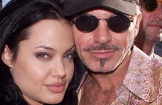 Angelina Jolie viendo a su ex hubby Billy Bob Thornton? LOL!