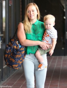 Hilary Duff Takes Luca To Babies First Class