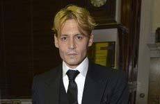 Johnny Depp y su nuevo look rubio – HOT o NO!