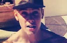 Justin Bieber muestra su ‘trabajado’ cuerpo