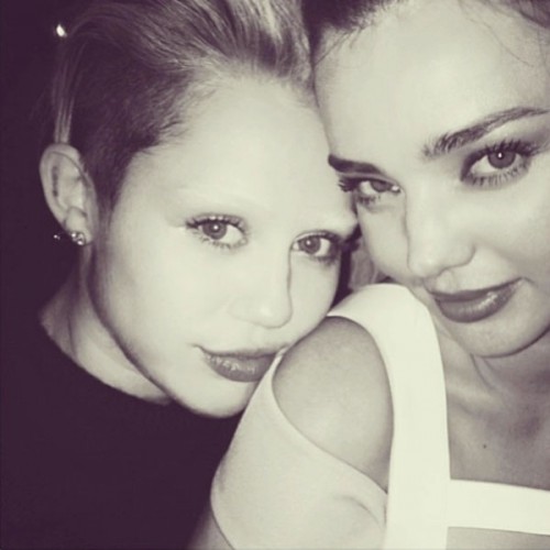 miley cyrus no brows miranda kerr