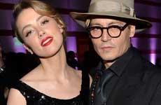 Amber Heard con un anillote! Johnny Depp le propuso matrimonio!