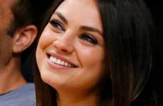 Mila Kunis estrella invitada en ‘Two and a Half Men’