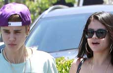 Adivinen quienes volvieron? Selena Gomez y Justin Bieber!