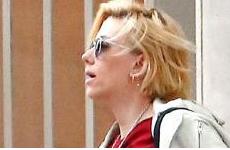 Scarlett Johansson embarazadísima – Baby bump!