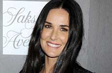 Demi Moore conoció a la bebita de Ashton y Mila!!