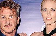 Sean Penn adopta al hijo de Charlize Theron