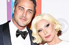 Gaga & Taylor Kinney comprometidos! Vean el anillo!