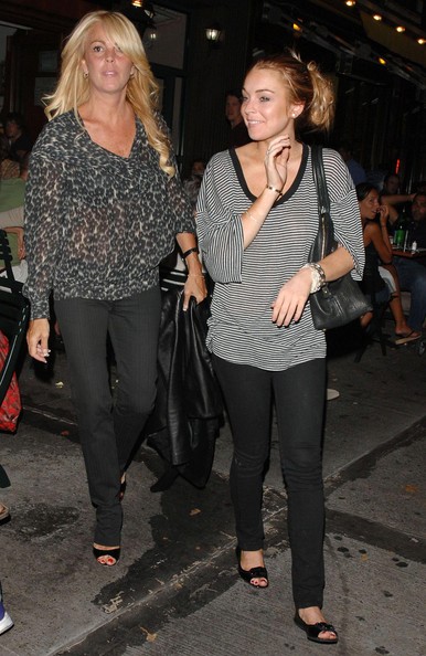 lindsay lohan and mom dina lohan out and about