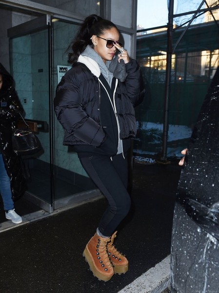 Rihanna Visits Dentist NYC