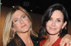 Jennifer Aniston y Courteney Cox siguen siendo FRIENDS!