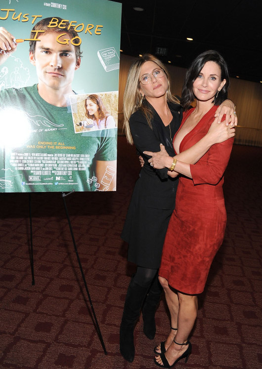 jennifer aniston courteney cox friends premier