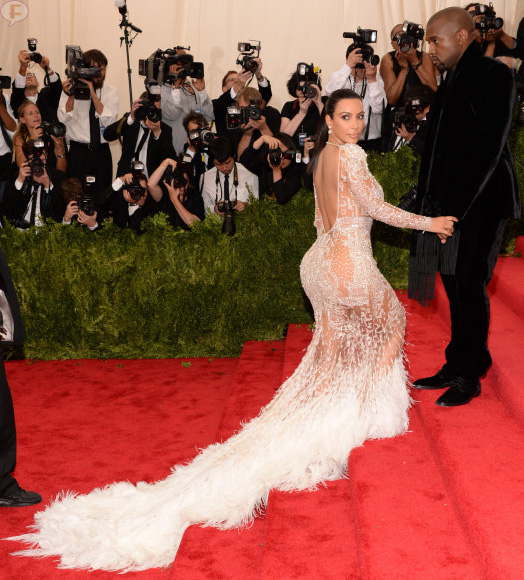 KIM KARDASHIAN KANYE WEST MET GALA 2015 TRASH