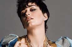 Katy Perry es la nueva imagen de Moschino
