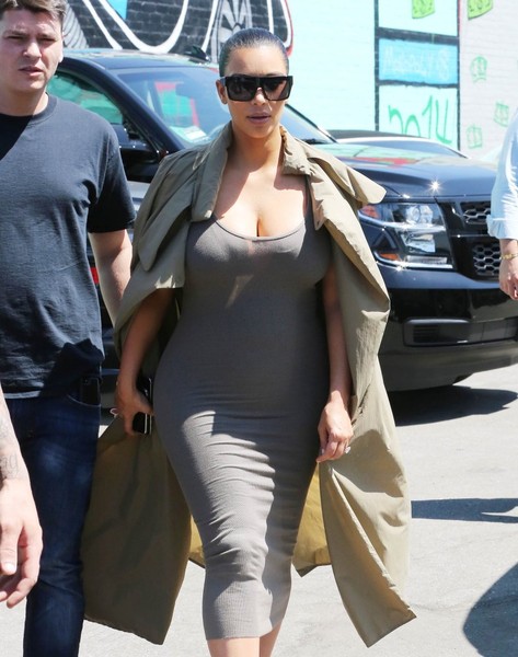 Pregnant Kim Kardashian