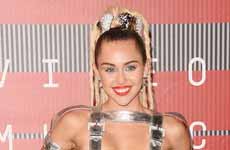 Los trajes de Miley Cyrus en los MTV VMA 2015