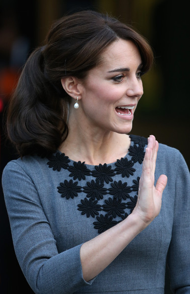 Kate Middleton Duchess Cambridge Meets