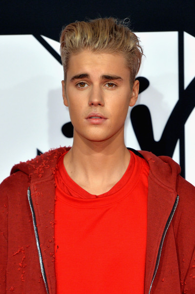 justin bieber mtv emas arrivals c