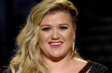 Kelly Clarkson espera un niño