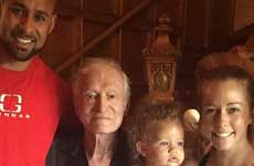 Kendra Wilkinson y familia visitan la Mansión Playboy