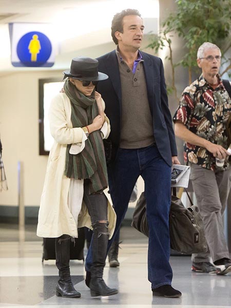 Mary kate olsen olivier sarkozy airport