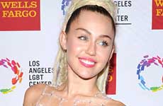 Miley Cyrus y lengua recaudan 50 mil para caridad