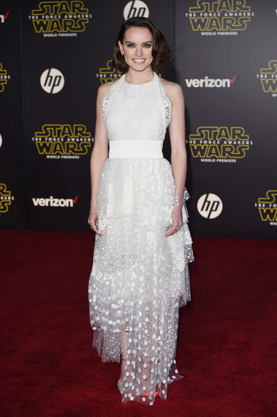 daisy ridley Premiere Star Wars Force Awakens Arrivals