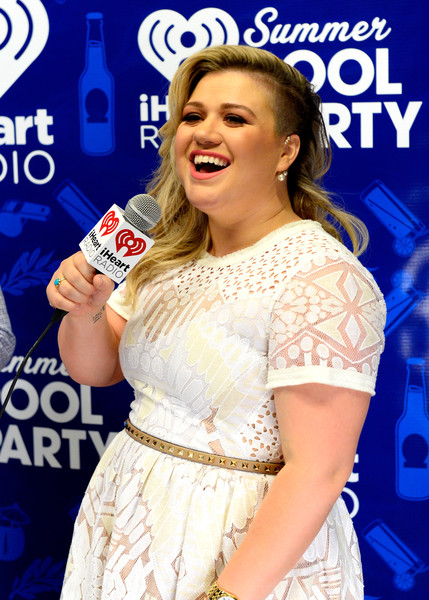 kelly clarkson iheart radio