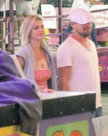 leonardo dicaprio kelly rohrbach brokeup