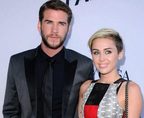 miley cyrus liam hemsworth new year