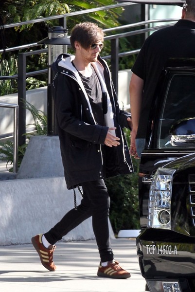 louis tomlinson beverly hills