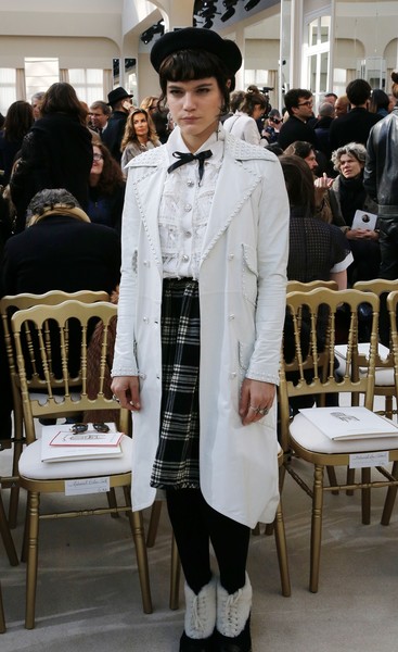 SoKo Chanel Front Row Paris Fashion Week Womenswear
