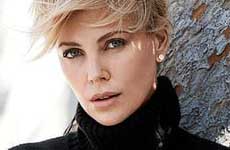 Charlize Theron llora y habla de Sean Penn