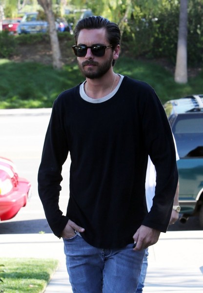 scott disick gets lunch