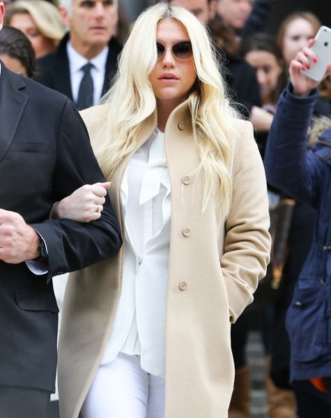 kesha appearance new york court