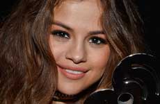 Selena Gomez produciendo serie "Latina Empire"