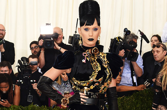 Katy Perry Met gala 2016 face