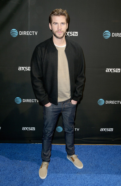 Liam Hemsworth DirecTV Super Saturday Night